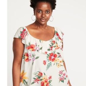 Old Navy Tops - NWT Old Navy size 4x Ruffle Floral V neck Blouse!! Old Navy Tops - NWT Old Navy size 4x Ruffle Floral V neck Blouse!!